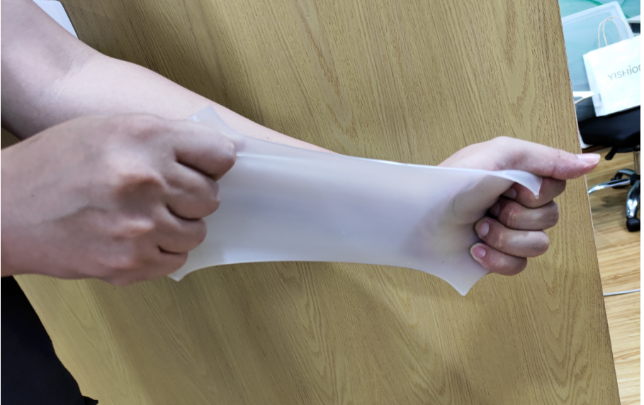 食品級(jí)硅膠拉力測(cè)試